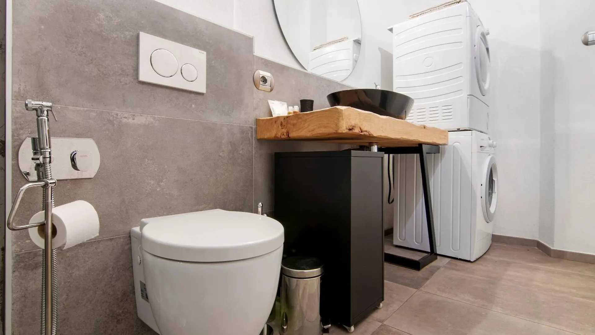 La Sartoria Apartment Porlezza