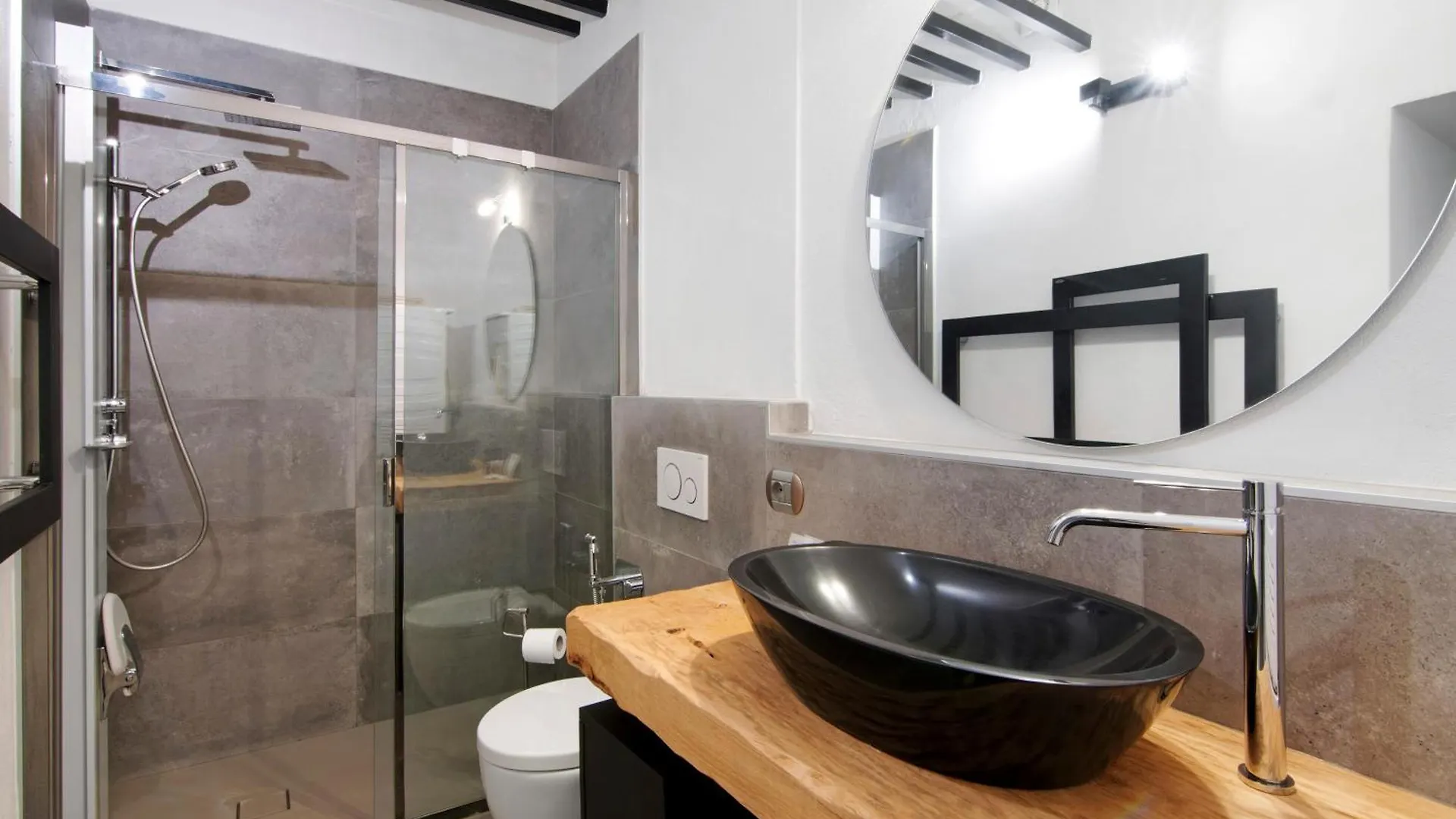 La Sartoria Apartment Porlezza